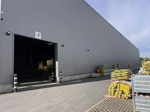 Recent magazijn in de Grote Nest te Evergem (Gent), vlakbij de Gentse haven