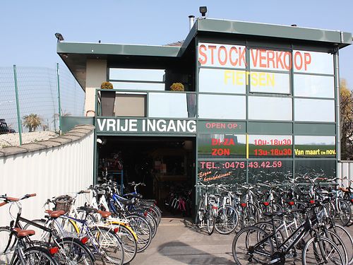Bedrijfsgebouw voor handelsdoeleinden te Oudenaarde