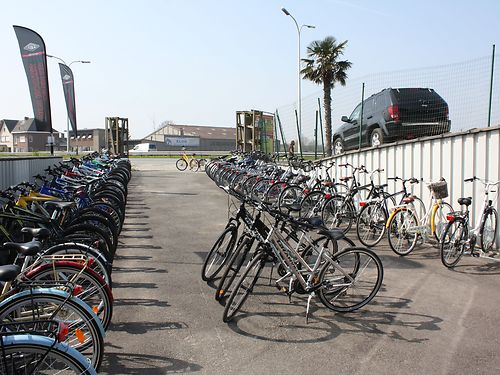 Bedrijfsgebouw voor handelsdoeleinden te Oudenaarde