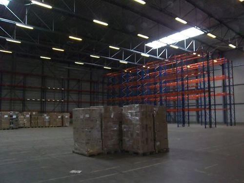 Verschillende logistieke magazijnen in Gent-Zeehaven