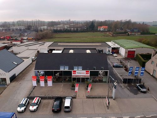 VERKOCHT: Magazijn met showroom en kantoor te Kortrijk