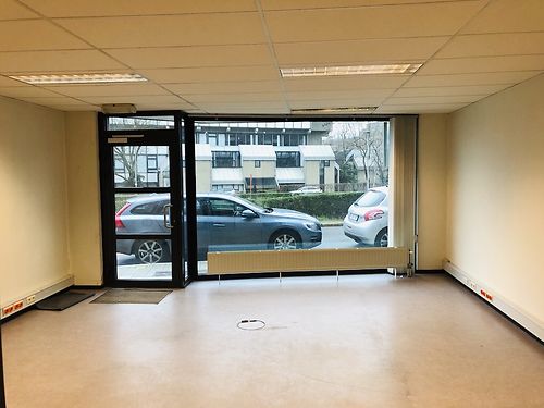 Commerciële ruimte aan de Eedverbondkaai te Gent