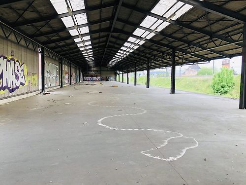 Half open loods voor opslag te Gentbrugge