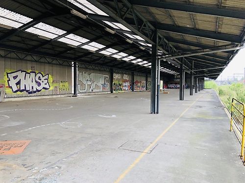 Half open loods voor opslag te Gentbrugge