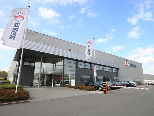 Logistiek gebouw aan de A12 te Puurs
