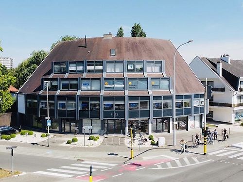 Strategisch gelegen kantoor te Gent