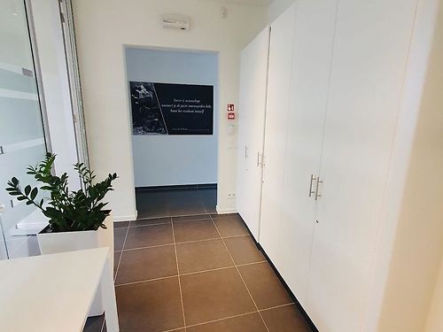 Kantoren in businesscentrum tegenover het station te Waregem