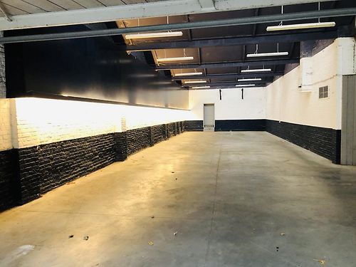 Statige kantoorvilla aan station te Kortrijk