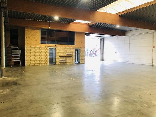 Magazijn / atelier te huur langs Knokkebaan te Maldegem
