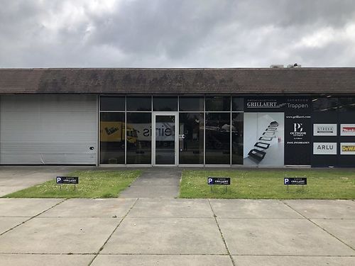 Opslagruimte met commerciële uitstraling te Wetteren