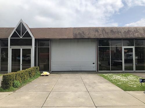 Magazijn op zichtlocatie te Wetteren