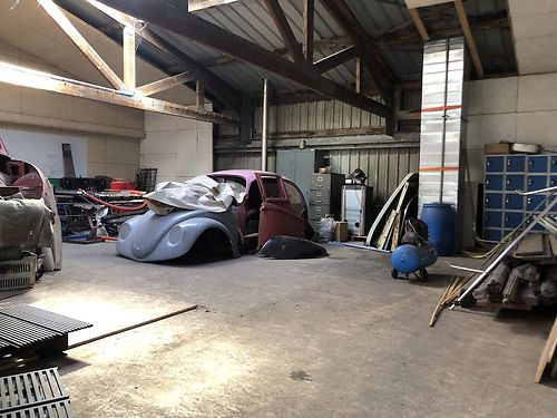 VERHUURD: Magazijn in industriezone te Evergem