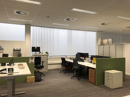 Mooi afgewerkt kantoor te Roeselare