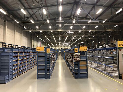 Logistiek magazijn in industriezone te Zele