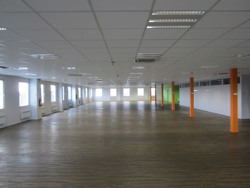 Functionele kantoren vlakbij E40 te Drongen