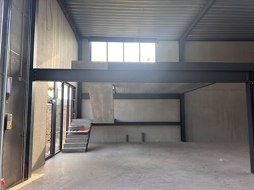 Nieuwbouw magazijn te koop nabij centrum te Moorslede (Dadizele) - !!! REEDS 65% VERKOCHT !!!