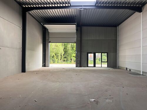 Nieuwbouw magazijn te koop nabij centrum te Moorslede (Dadizele) - !!! REEDS 65% VERKOCHT !!!