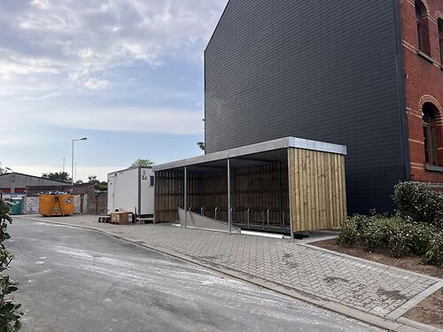 Co-working spaces langs E17 te Gentbrugge 