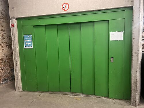 Voormalig fabriekspand in centrum van Antwerpen - ideaal voor ontwikkeling van zowel wooneenheden als bedrijvigheid