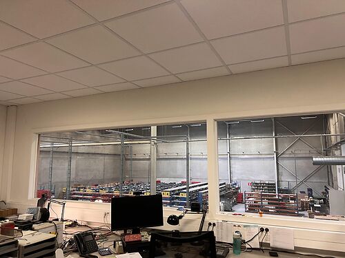 Magazijn in industriezone De Prijkels te Deinze, vlakbij de E17