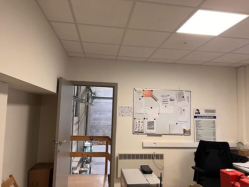 Magazijn in industriezone De Prijkels te Deinze, vlakbij de E17