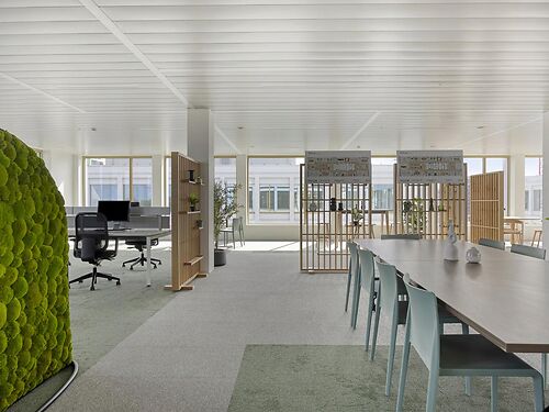 Nieuwbouw kantoren in duurzaam project vlakbij de E17, E40 en R4 te Gent