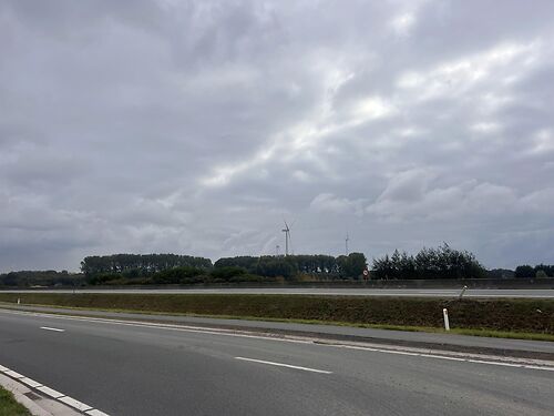 Kantoorruimtes vlakbij de R4 te Assenede