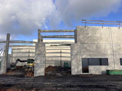 Nieuwbouw KMO-units vlakbij de E17 te Waregem