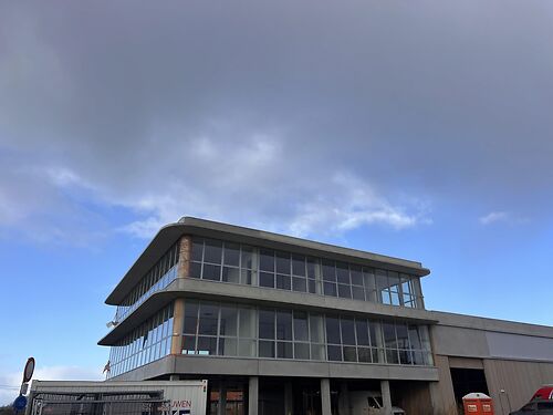 Nieubouw kantoor met ruime lichtinval in De Prijkels te Deinze