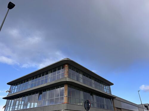 Nieubouw kantoor met ruime lichtinval in De Prijkels te Deinze