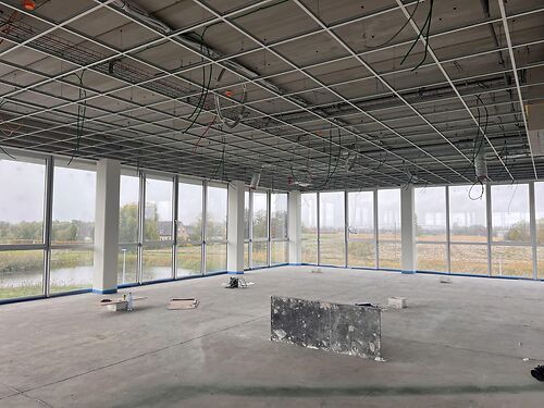 Nieubouw kantoor met ruime lichtinval in De Prijkels te Deinze