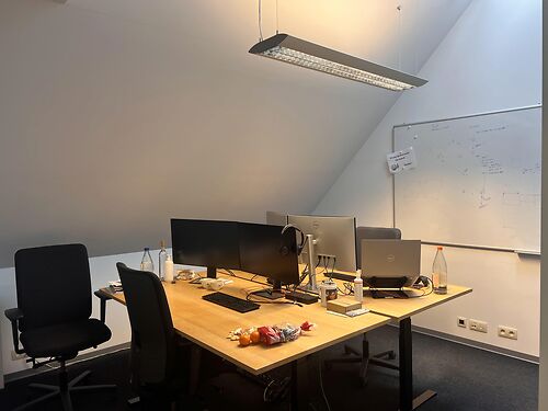 Kantoor langs de N449, op enkele minuten van de E40 te Aalter