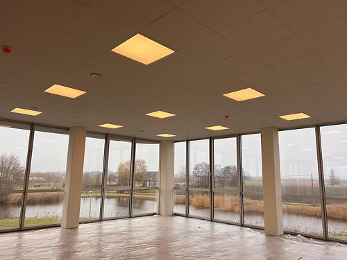 Nieubouw kantoor met ruime lichtinval in De Prijkels te Deinze