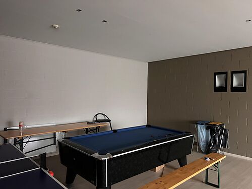 Kantoren vlakbij de R8 te Gullegem