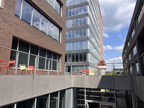 Kantoor vlakbij de ring van Gent, met uitstekende verbinding via E17 en E40