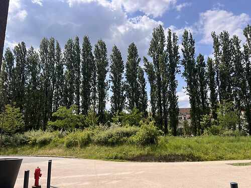 Kantoor vlakbij de ring van Gent, met uitstekende verbinding via E17 en E40