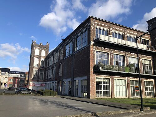 Kantoor in loft-stijl in het centrum van Oudenaarde, vlakbij de N60