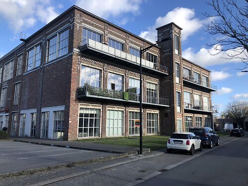 Kantoor in loft-stijl in het centrum van Oudenaarde, vlakbij de N60