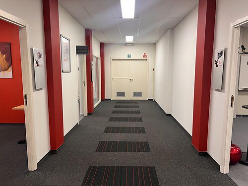 Kantoren te Gentbrugge, vlot bereikbaar via E17