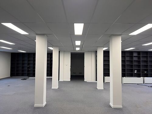 Kantoren te Gentbrugge, vlot bereikbaar via E17