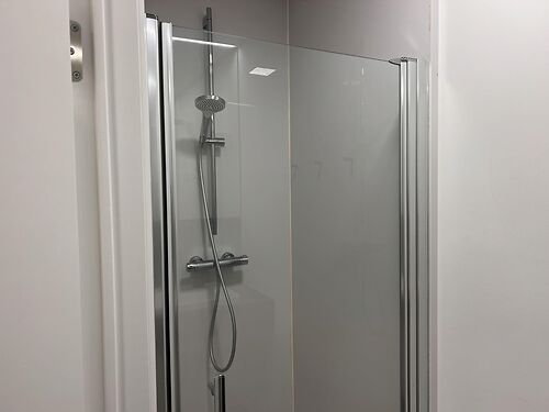 Stijlvolle kantoren in het businesspark te Sint-Martens-Latem, met vlotte verbinding via E17 en E40