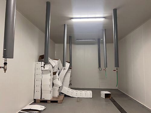 Voedingingericht magazijn met kantoor in KMO-zone te Lede