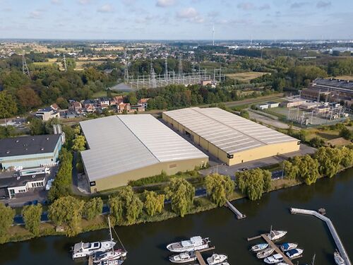 (Half) open magazijnen in de Gentse Haven