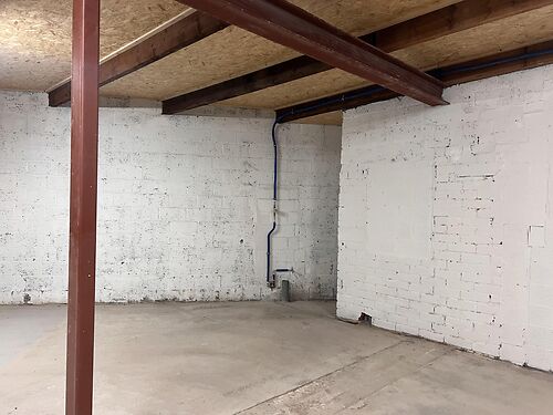 Magazijn/ opslagplaats vlakbij N47 te Dendermonde - vlotte verbinding met E17