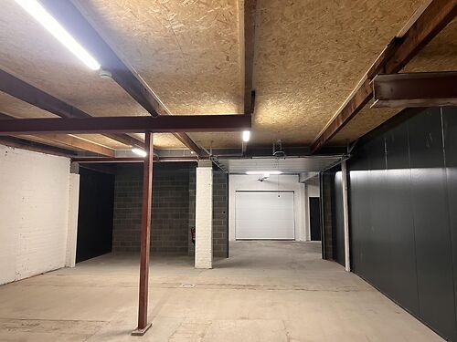 Magazijn/ opslagplaats vlakbij N47 te Dendermonde - vlotte verbinding met E17