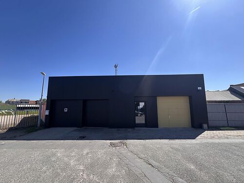 Magazijn/ opslagplaats vlakbij N47 te Dendermonde - vlotte verbinding met E17
