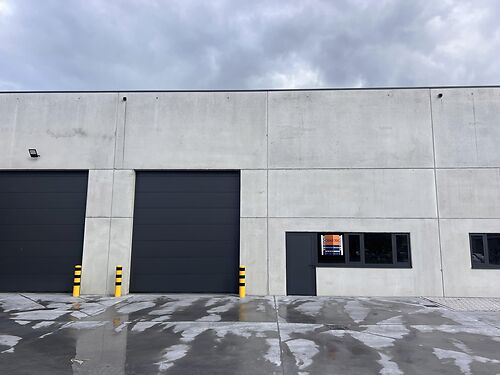 Nieuwbouw KMO-units vlakbij de E17 te Waregem - LAATSE 2 UNITS TE HUUR