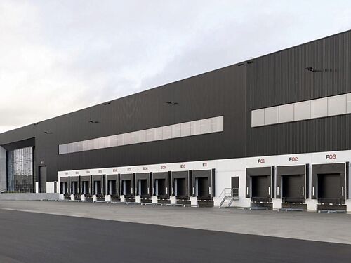 Logistiek magazijn met kantoor te Evergem (Gent), vlakbij de R4!
